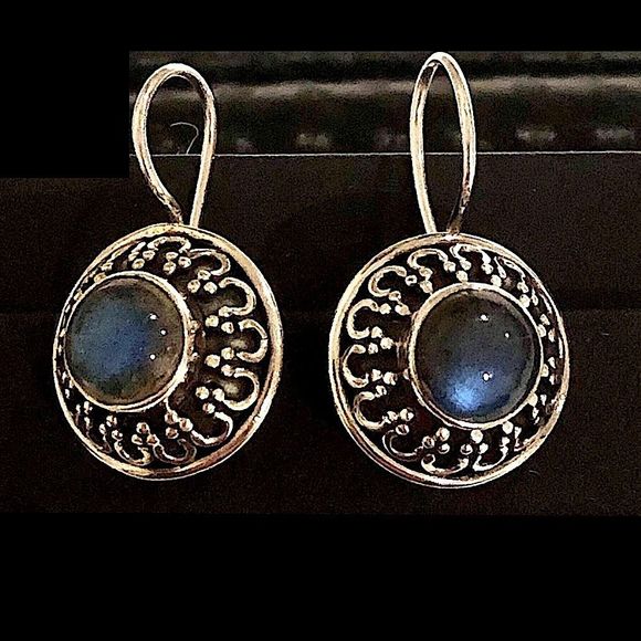 VINTAGE Blue Moonstone Cabochon Sterling Silver Oxidized Earrings - Picture 3 of 10